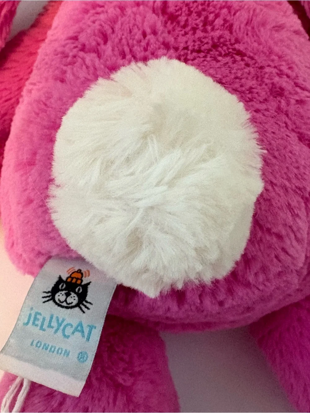 Jellycat bashful bunny hot pink medium 12 inch retired